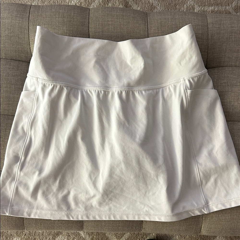 White Athletta salutation Skort